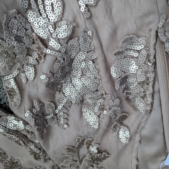 Lovers + Friends dress NWT - Picture 3 of 3